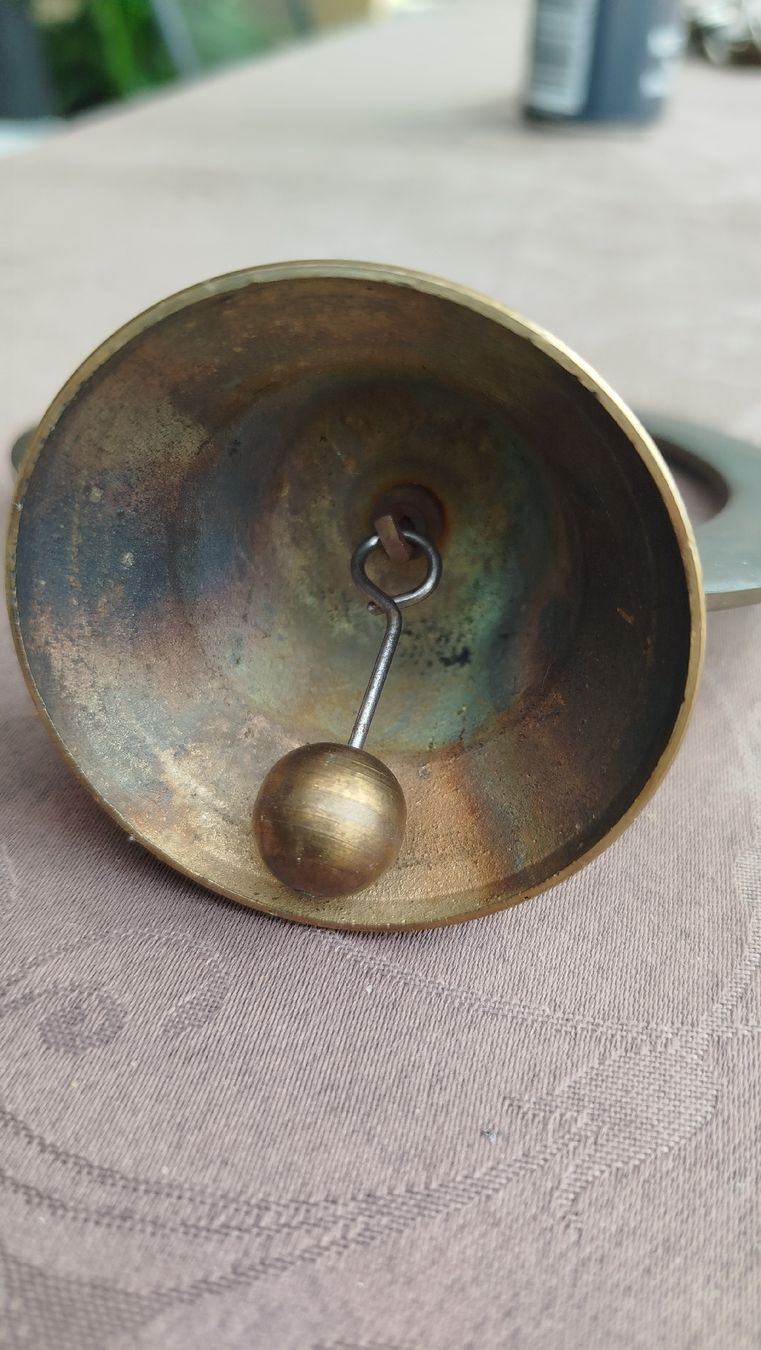 Glocken & Treicheln: Glocke mit Kuh und Schweizer Kreuz aus Messing? – Gebraucht aus Glashütten von lightmoon 4