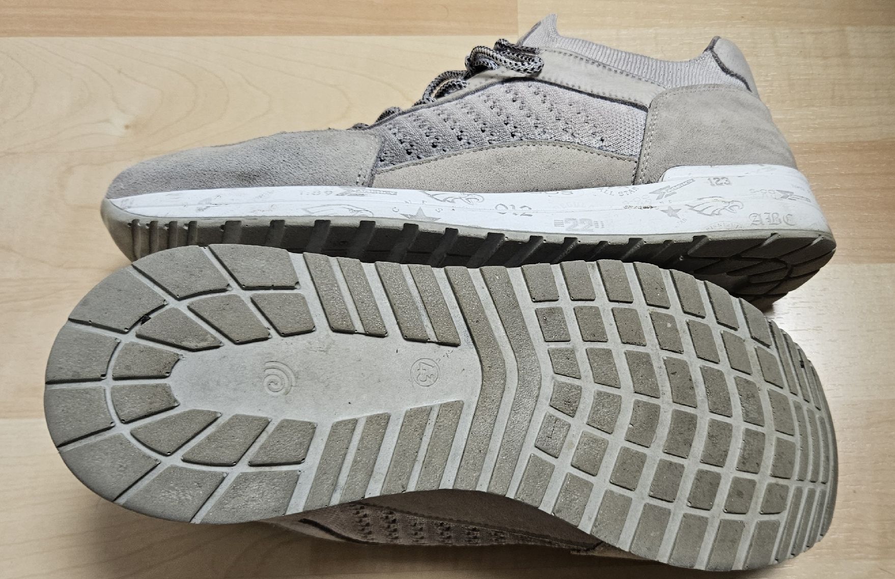 Scarpe da uomo: Cetti Sneaker grau Wildleder Mesh Grösse 43 – Usato da Goldach venduto da P.X.A. 3