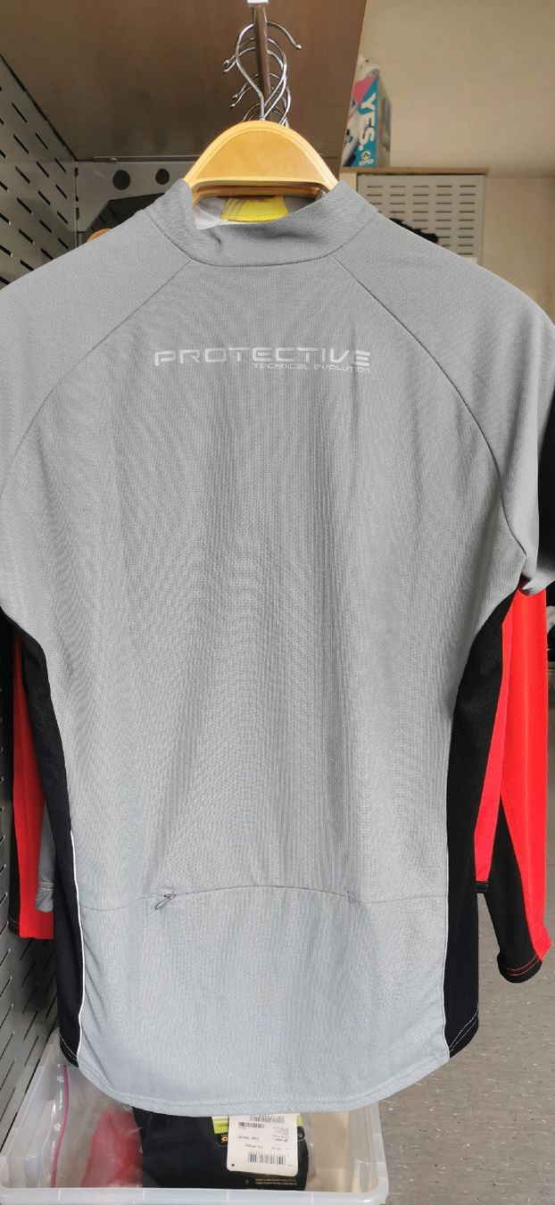 Leibchen & Hosen: Velotrikot Gr 42, neu – Neu (gemäss Beschreibung) aus Kirchberg SG von kar_5rtl 1