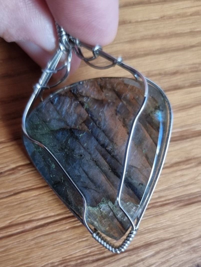 Mineralien & Heilsteine: Labradorite montée – Gebraucht aus Les Breuleux von Mily1991 1