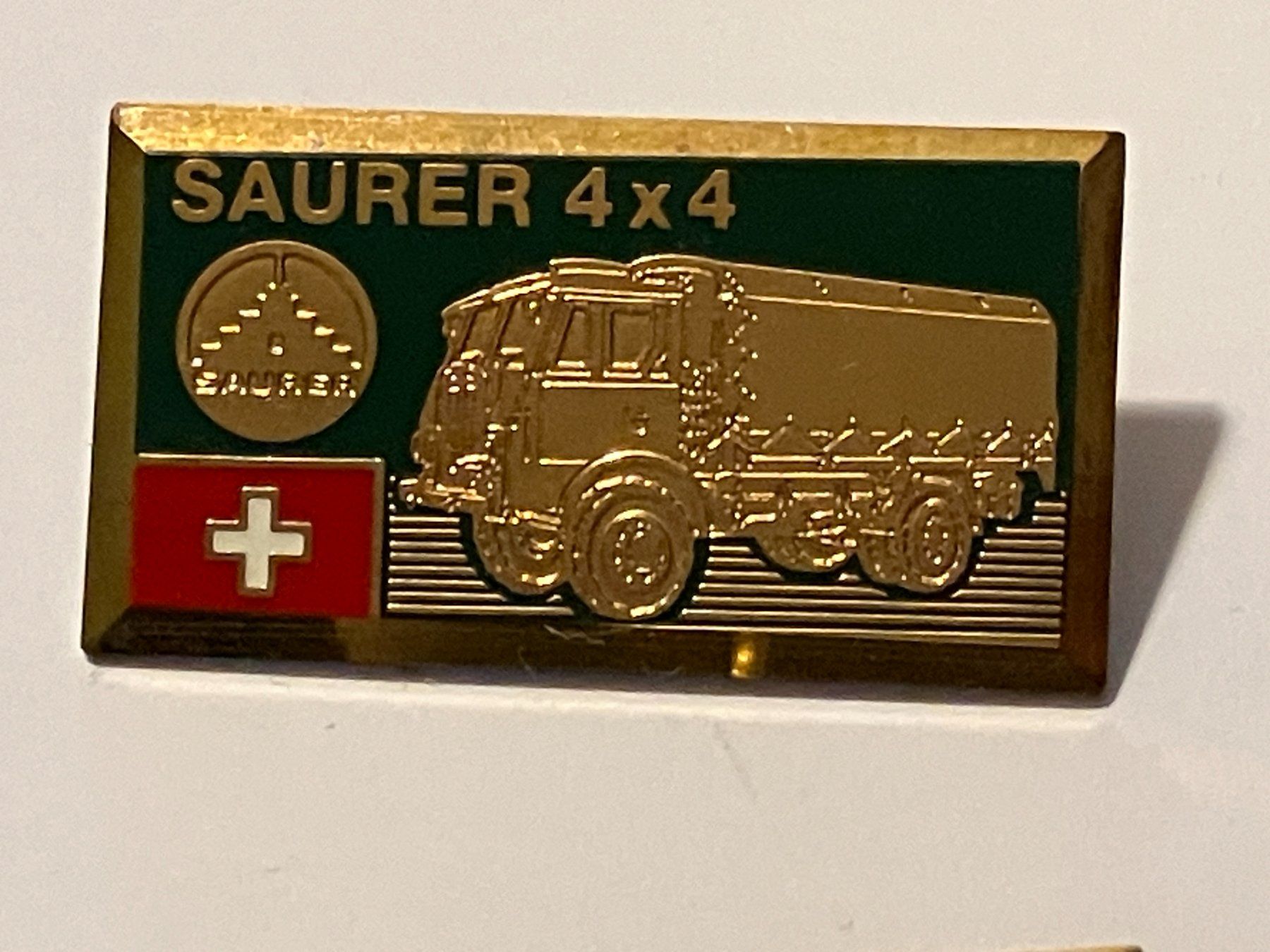 Plaquettes & Badges: 1 Pin Saurer 4x4 – D'occasion à Basel par djwwpp