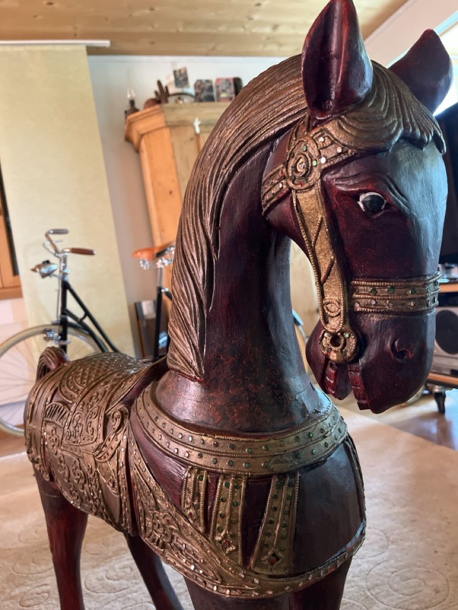 Sculture & Statue: Pferd aus Holz – Usato da Hosenruck venduto da abakadabra 1