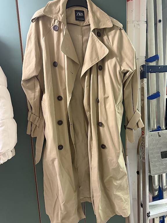 Manteaux: ZARA TRENCHCOAT BEIGE – D'occasion à Märstetten par sha_9p7c 1
