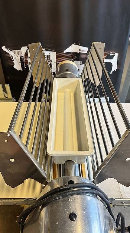 Tutte le macchine: Seewer Rondo Ausrollmaschine – Usato da Brugg AG venduto da lali88 1