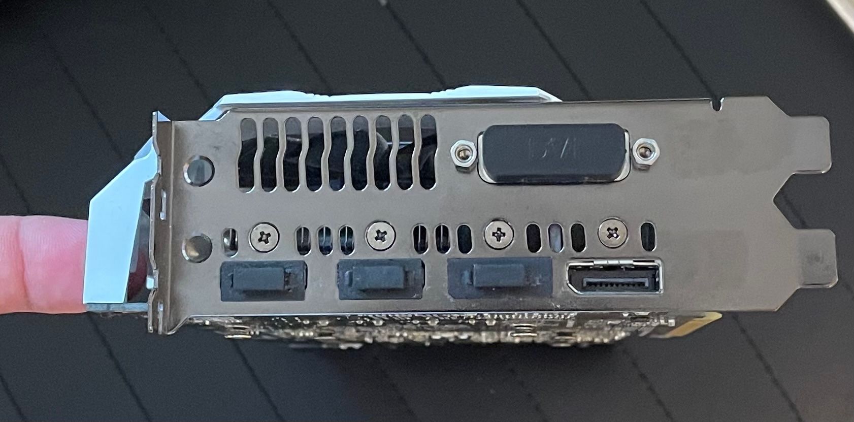 Nvidia Grafikkarten: ASUS Nvidia GTX 1060 6GB – Gebraucht aus Luzern von  3