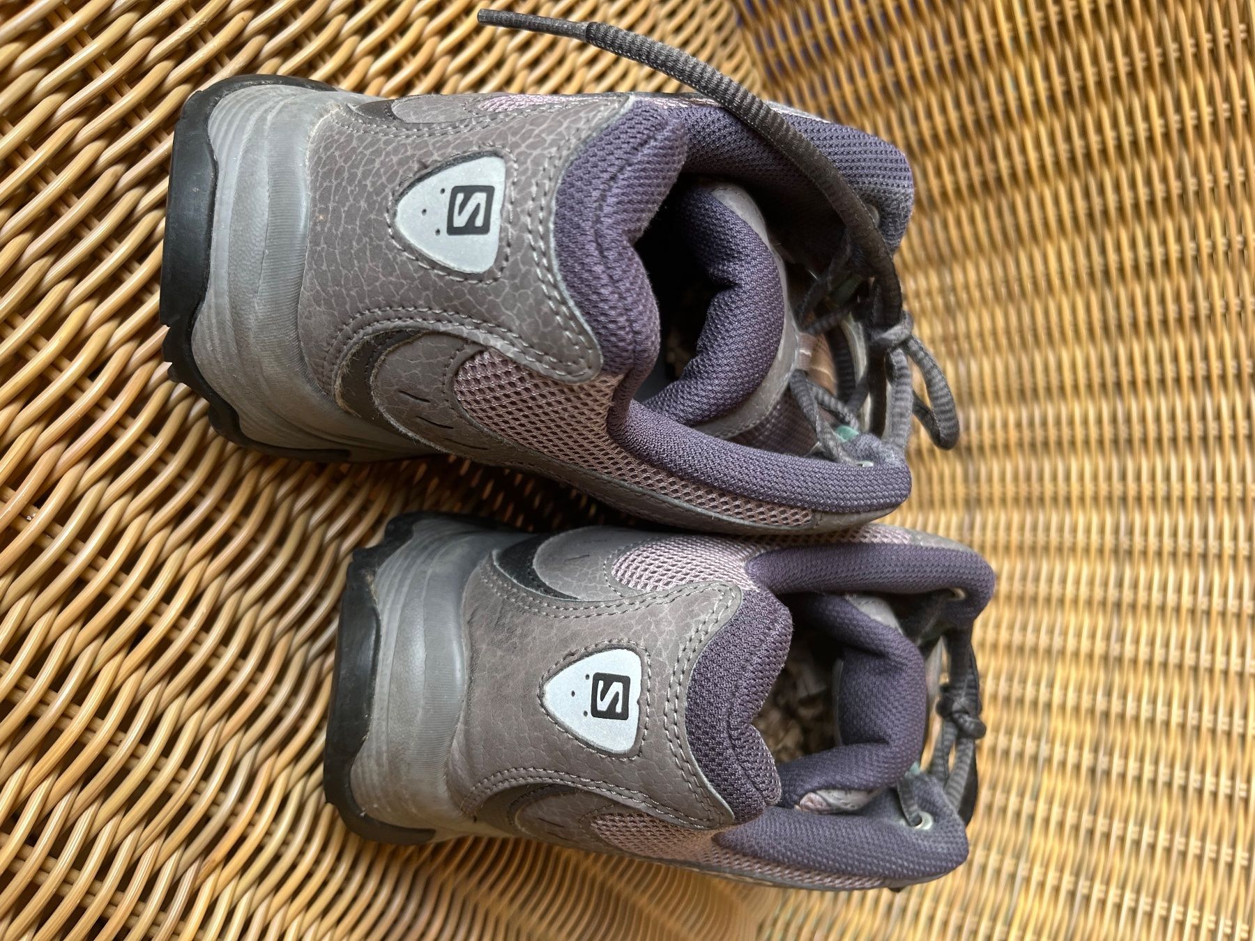 Salomon Scarpe da donna: Sport/Wanderschuhe – Usato da Horgen venduto da Saenker 1
