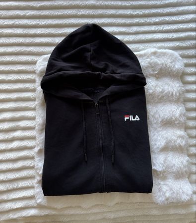 ✨Pull noir zippé FILA à capuche, taille L ✨
