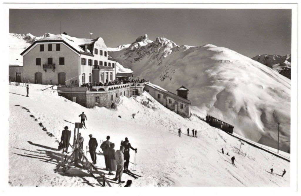 Cartes postales: St. Moritz - Standseilbahn Muottas Muragl – D'occasion à Binningen par Mountainrider