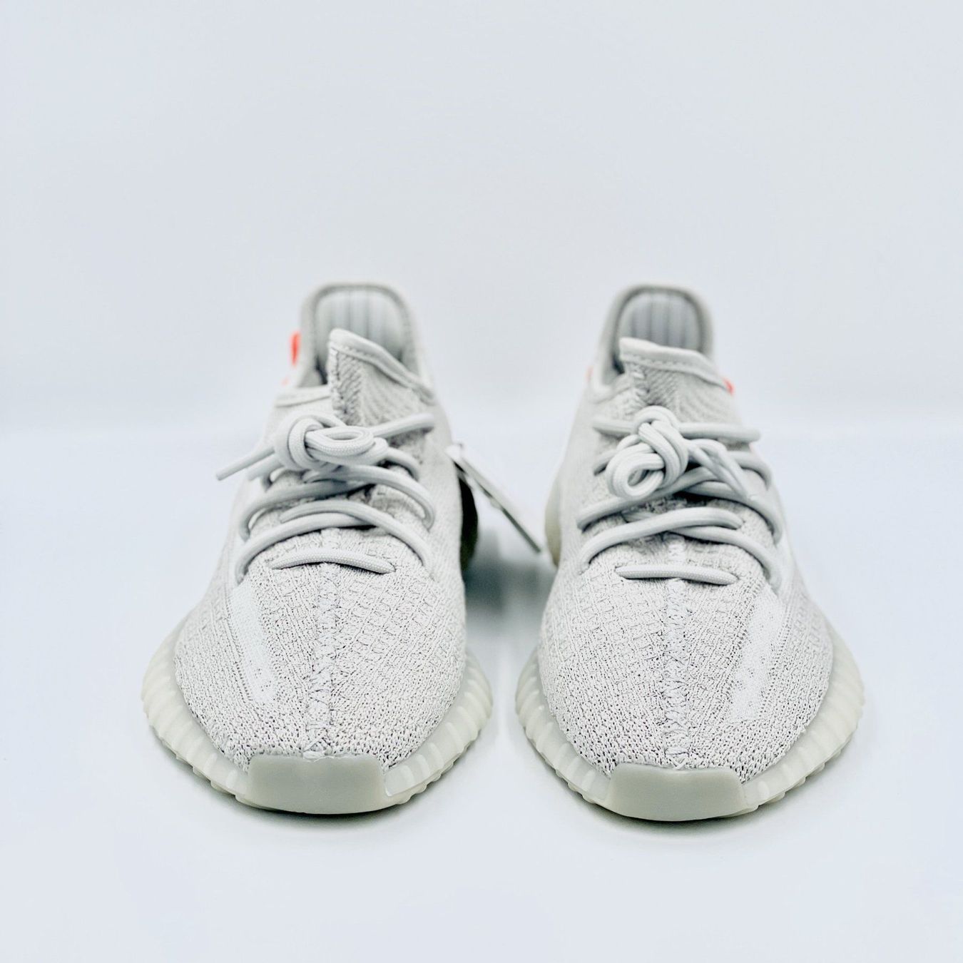Adidas Damenschuhe: Adidas Yeezy 350 V2 Tail Light EU 38 – Neu und originalverpackt aus Erlinsbach von sasneakers 3