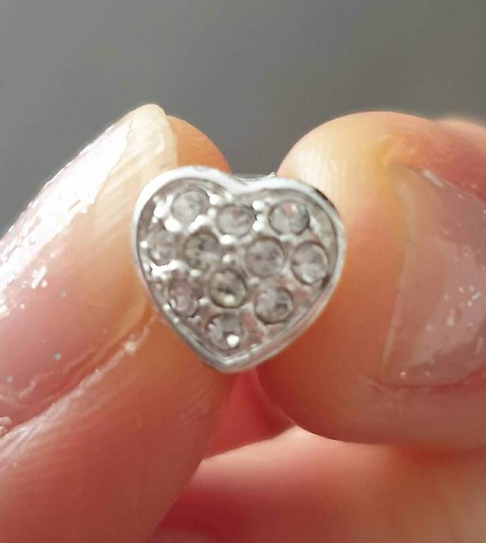Ohrringe & -stecker: Boucles d'oreilles Swarovski – Gebraucht aus Lausanne von noname.2021