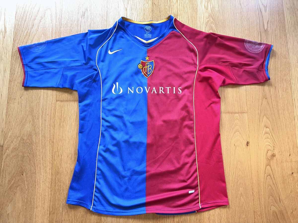 Nike Leibchen & Hosen: FC Basel Trikot Nike Ergic Nummer 22 – Gebraucht aus Grellingen von Faebu7 1
