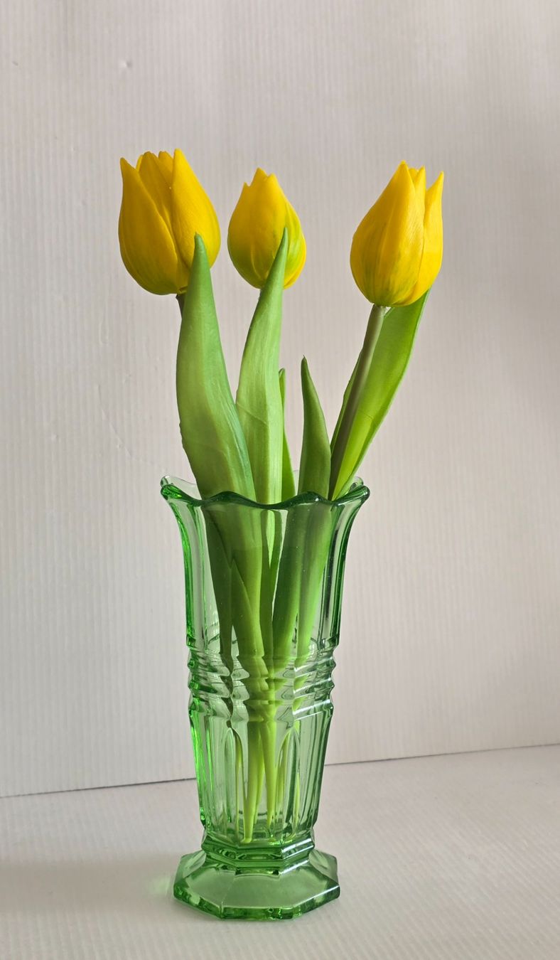 Vasi & Recipienti: Art Deco Vase, Tulpenform antik – Usato da Rheinau venduto da MakalekaAloha 2
