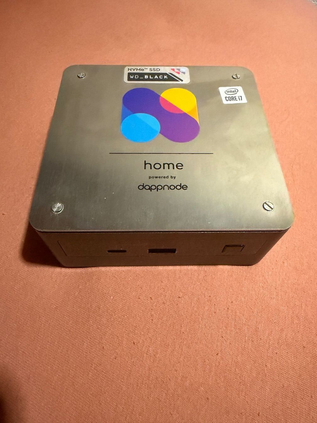 PCs: Dappnode Home Intel Core i7 avec SSD WD-Black – Gebraucht aus Fontenais von MontiL