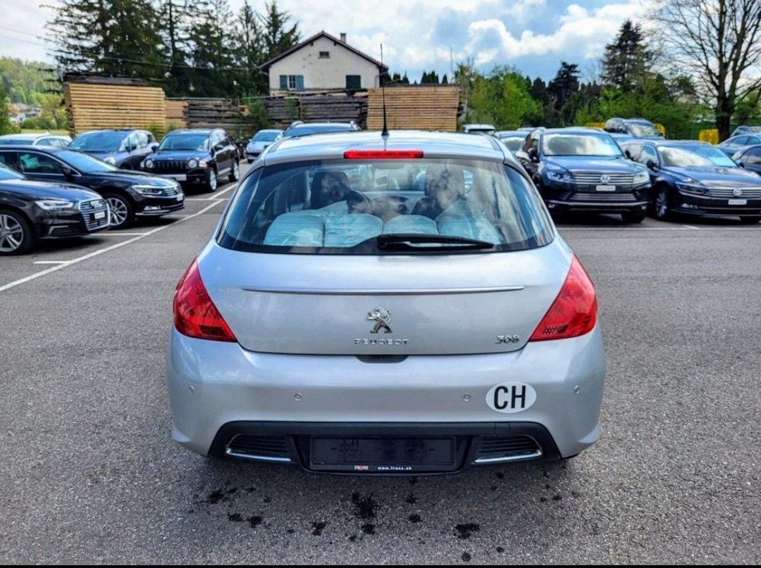 Peugeot Automobili: Peugeot 308 2.0 HDi Automat – Usato da Unterägeri venduto da bilji74 4