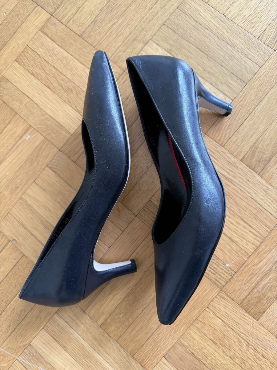 Scarpe da donna: Hotic Pumps, schwarz, Grösse 37 – Usato da Luzern venduto da Grawp 3