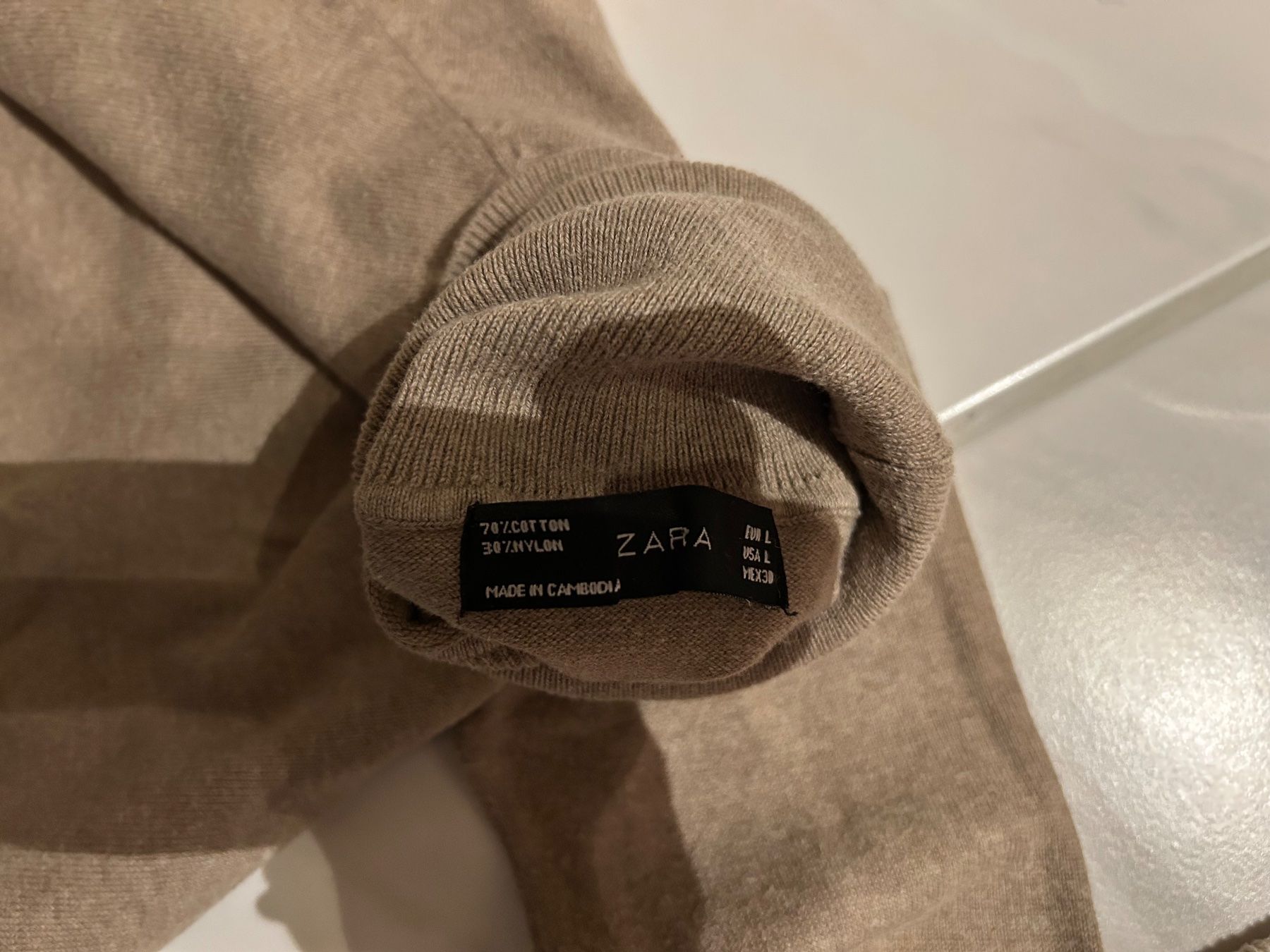 Zara Pullover & Sweatshirts: Damenrollkragenpullover Grösse M – Gebraucht aus Gutenswil von walker60 4