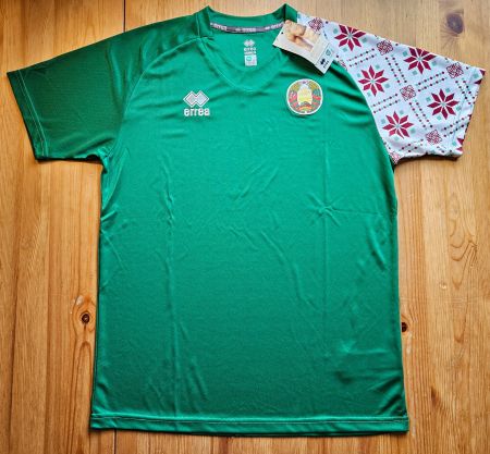 Belarus Shirt errea NEU Gr. M Fussball Weissrussland Trikot