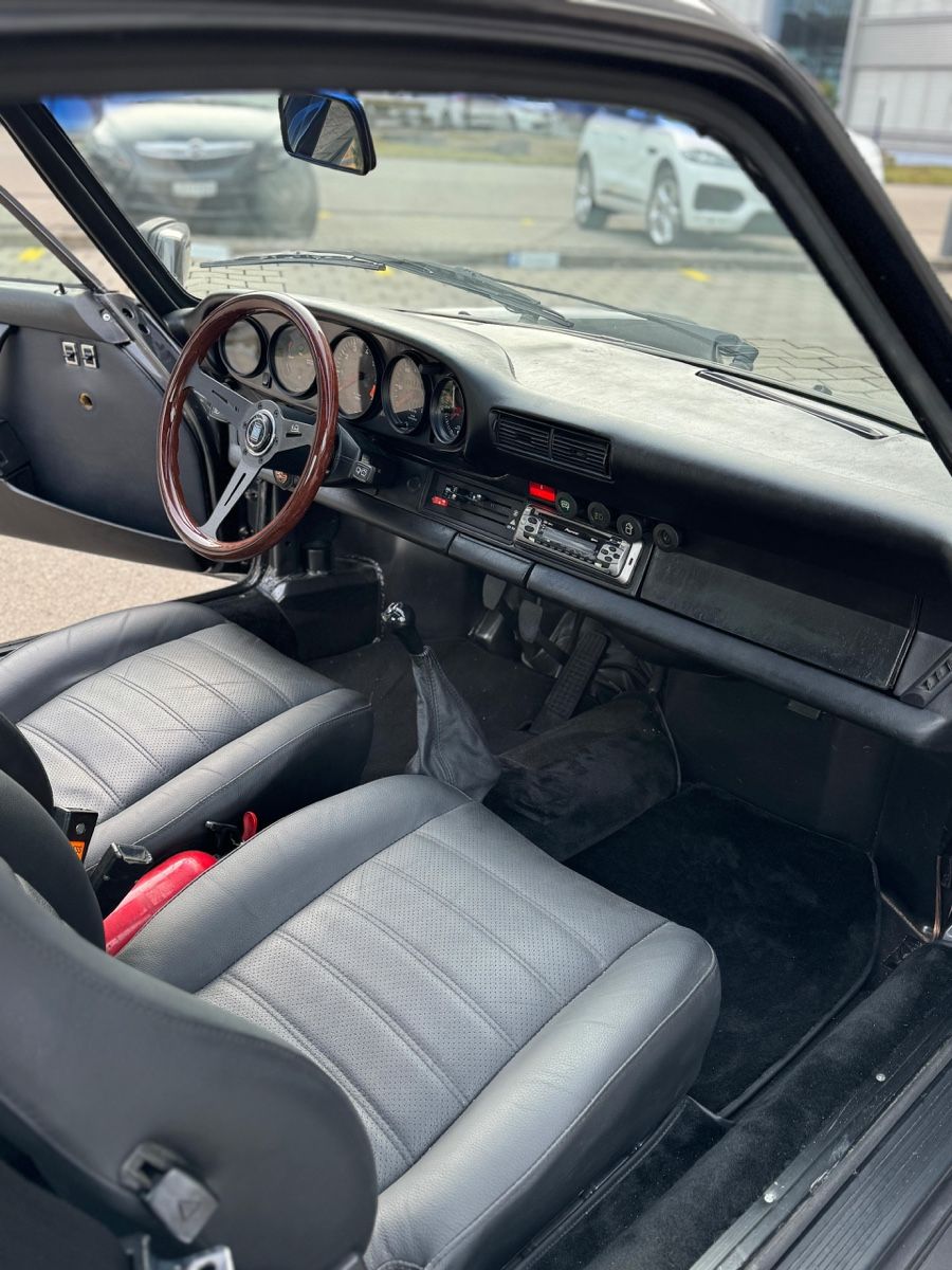 Porsche Automobili: Porsche 911 SC Turbolook, Veteran, – Usato da Oberkirch LU venduto da Flo105 4