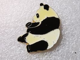 Ansteckpin 20: Panda