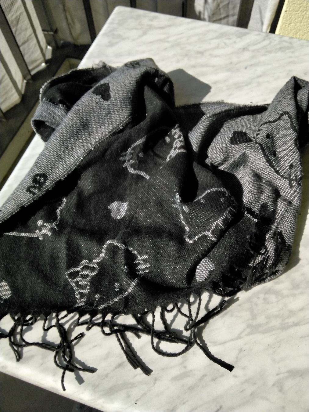 Foulards, Tücher & Schals: HELLO KITTY SCHAL – Gebraucht aus Biel/Bienne von dasi3 2