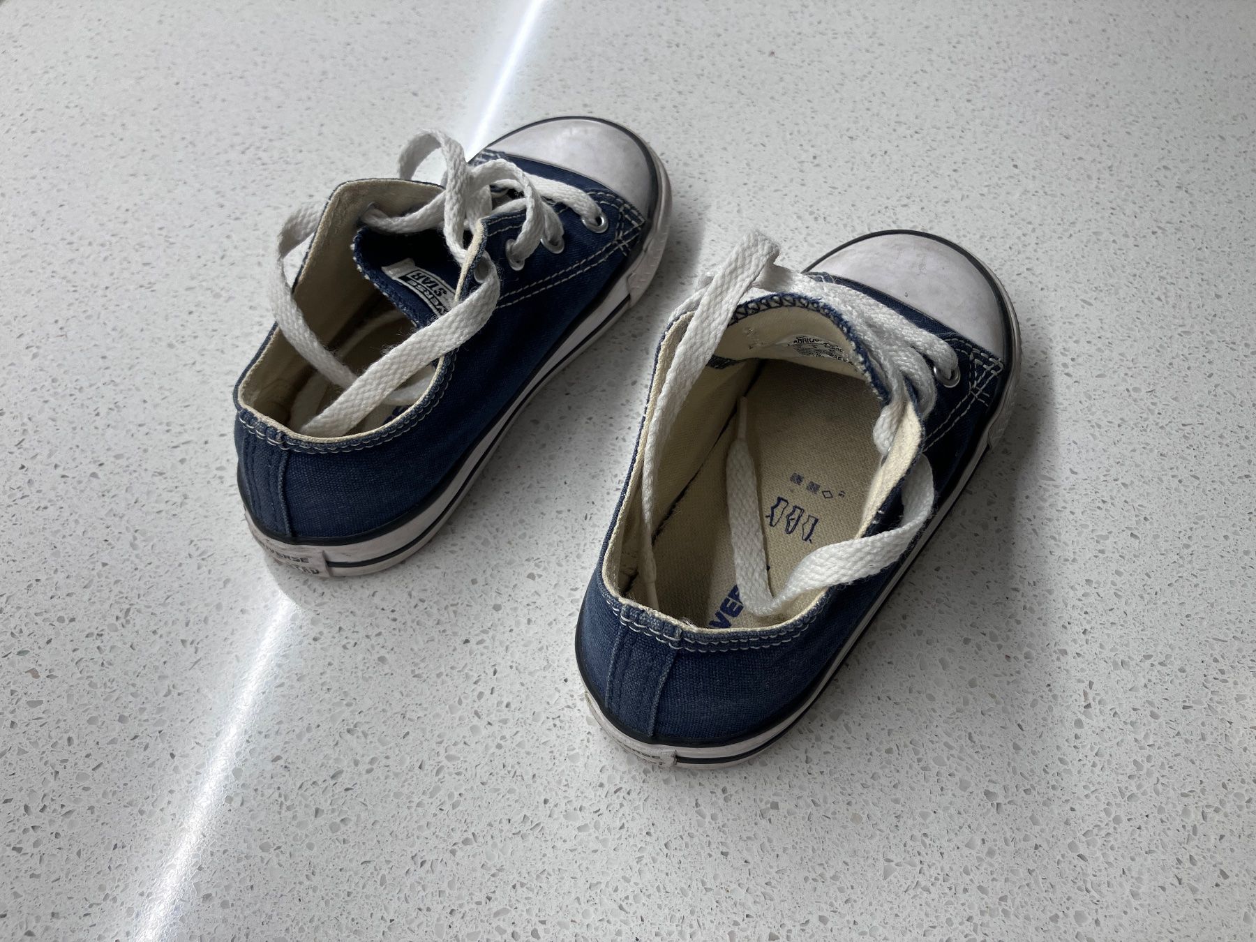 Converse Chaussures garçon: Converse dunkelblau Gr. 25 – D'occasion à Frauenfeld par andrea211 3