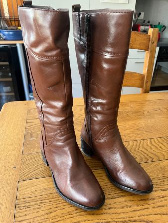 Paire de Bottes en Cuir - Caprice - Taille 37