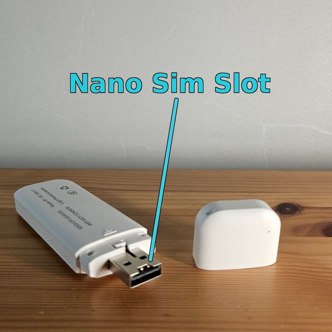 Modem & Router: 4G LTE USB WLAN Router Nano SIM bis 10 Geraete Win Linux – Nuovo e nell'imballaggio originale da Hundwil venduto da Equiply 7