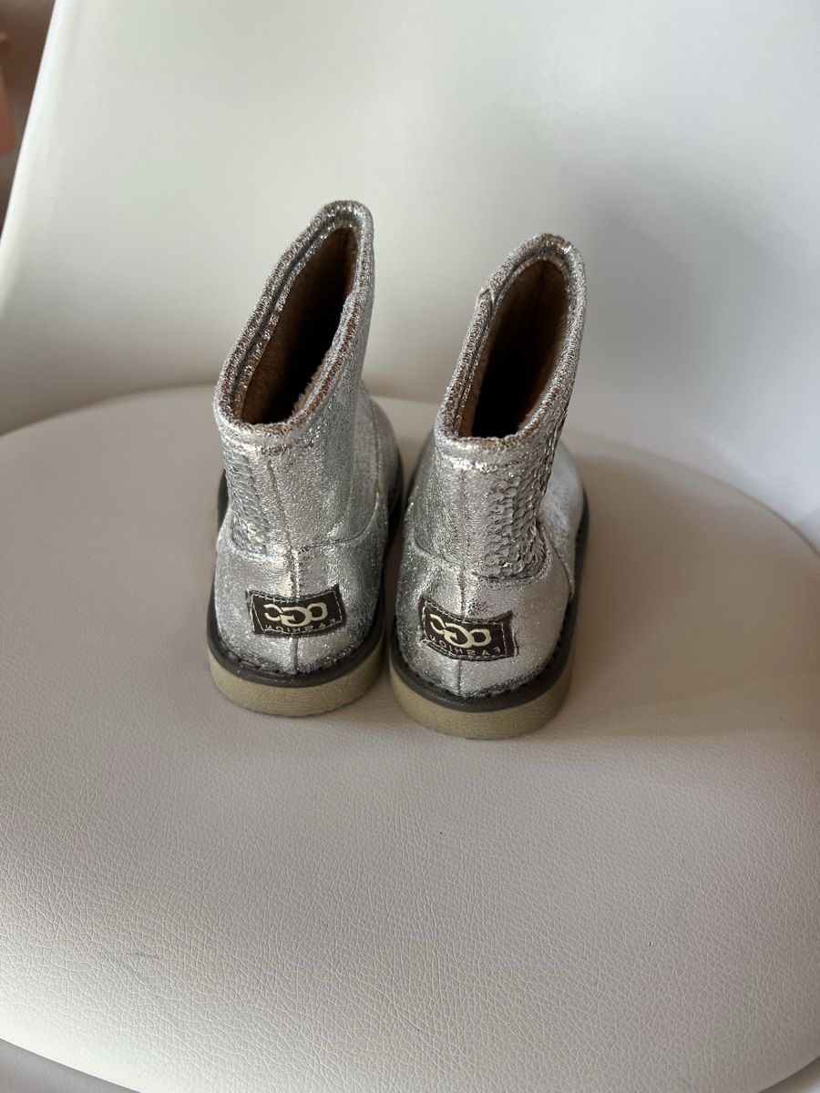 Scarpe per ragazze: Ungetragene Stiefelchen Grösse 29 – Nuovo (secondo la descrizione) da Inwil venduto da Karenstone 1