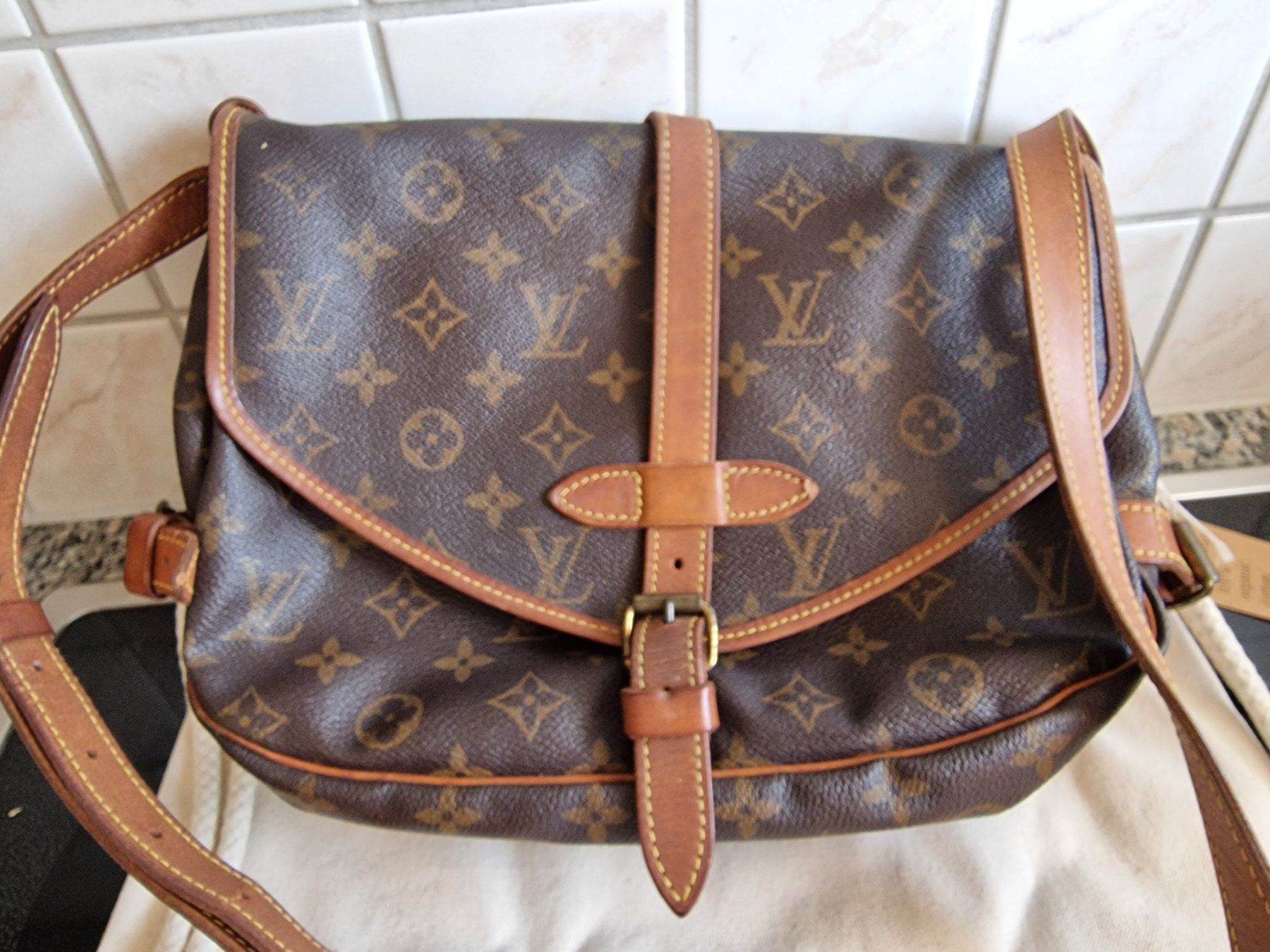 Louis Vuitton Borse: Louis Vuitton Saumur 30 – Usato da Zürich venduto da Emendez 2
