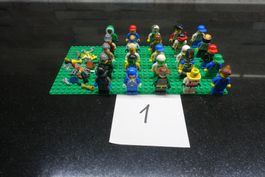 25 Stk. div. Legofiguren (1)