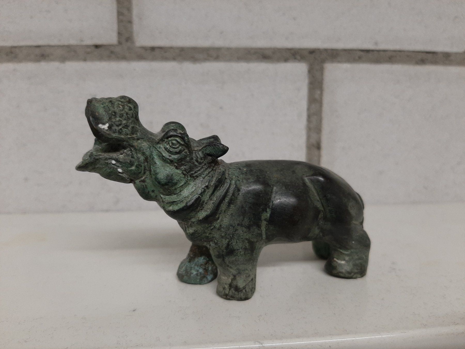 Figuren: Nashorn aus Bronze – Gebraucht aus Konolfingen von Mcumulus
