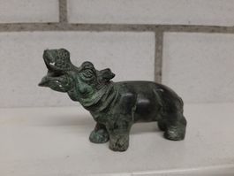 Nashorn aus Bronze