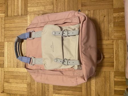 Sac à dos Doughnut rose et beige bon état général