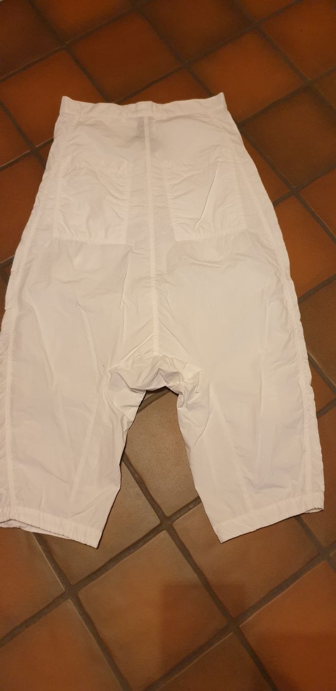 Rundholz Hosen: Rundholz S – Neu und originalverpackt aus Walterswil BE von Taburettli 1
