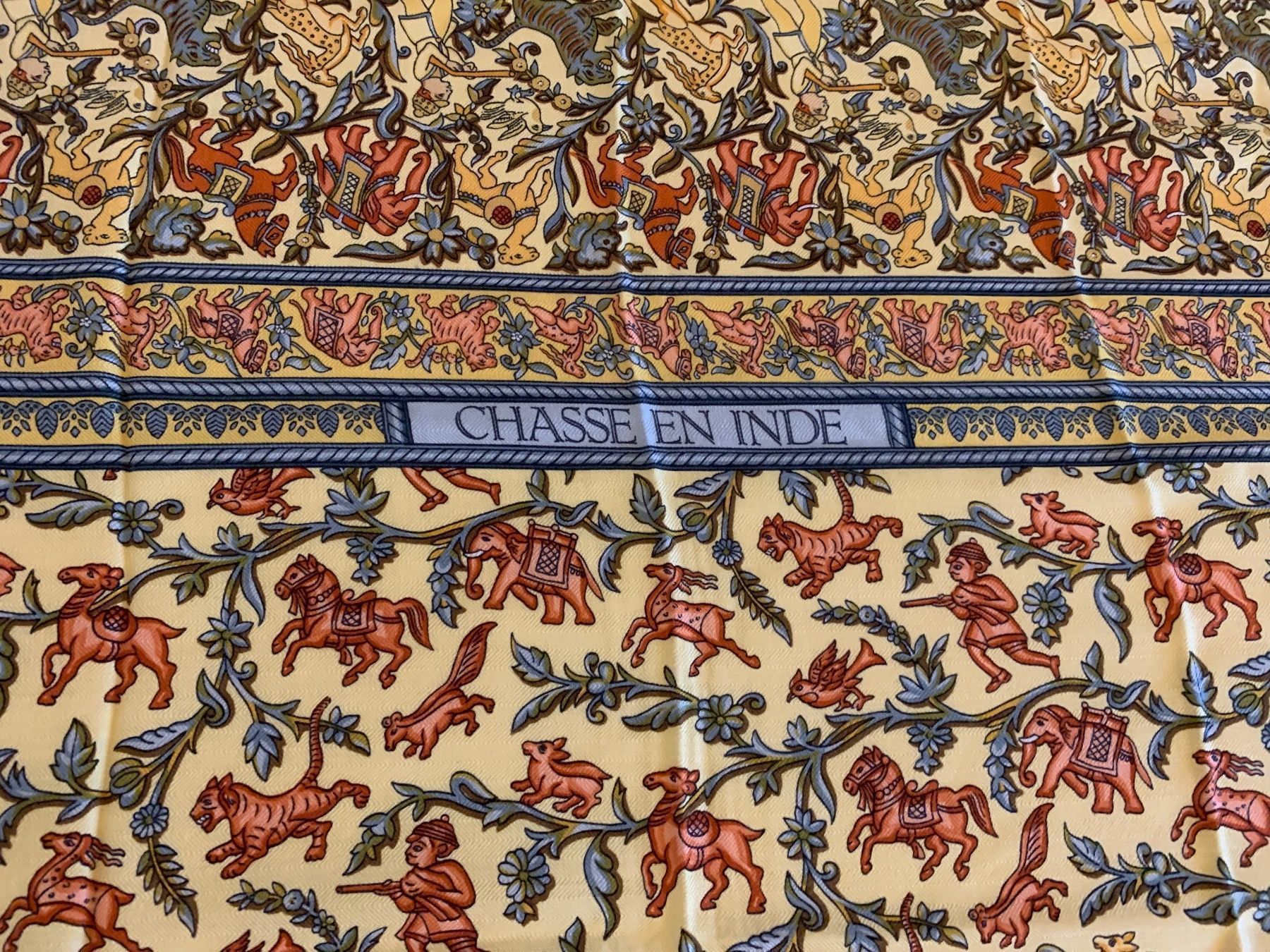 Hermès Foulards, Tücher & Schals: HERMÈS 140, Kaschmir Schal Vintage – Gebraucht aus Bützberg von Alexaborn 3