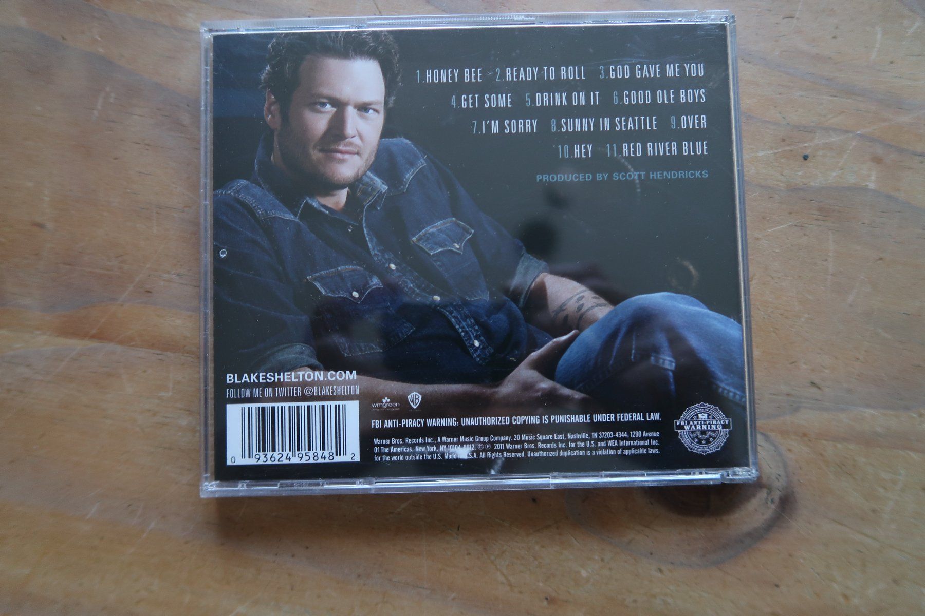 CD: BLAKE SHELTON - RED RIVER BLUE - CD – Usato da Basel venduto da Patiscat 1