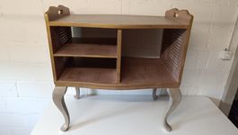 Shabby chic eleganter Beistell Tisch