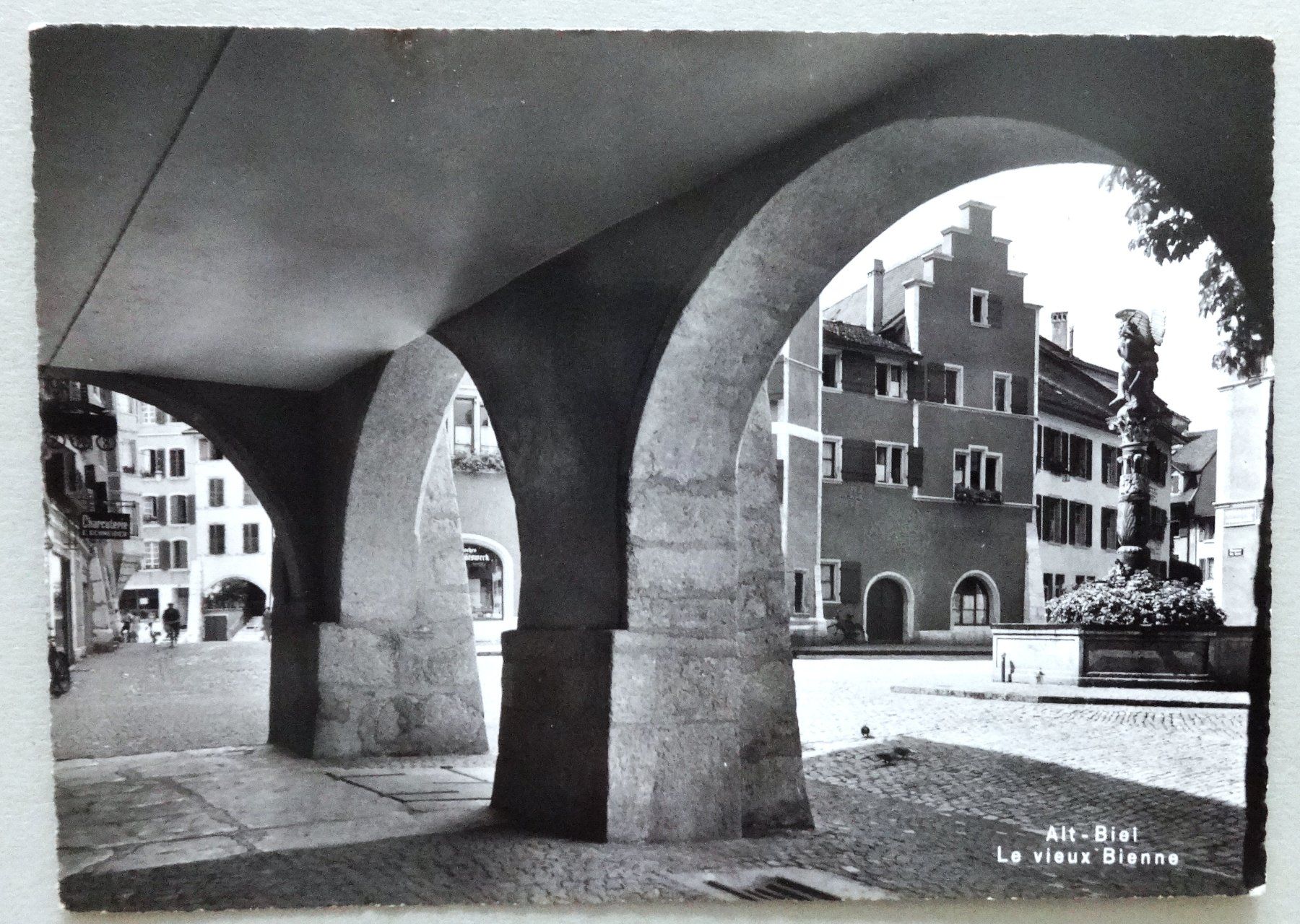 Cartes postales: Alt - Biel, Le vieux Bienne – D'occasion à Fétigny par Billy2miny