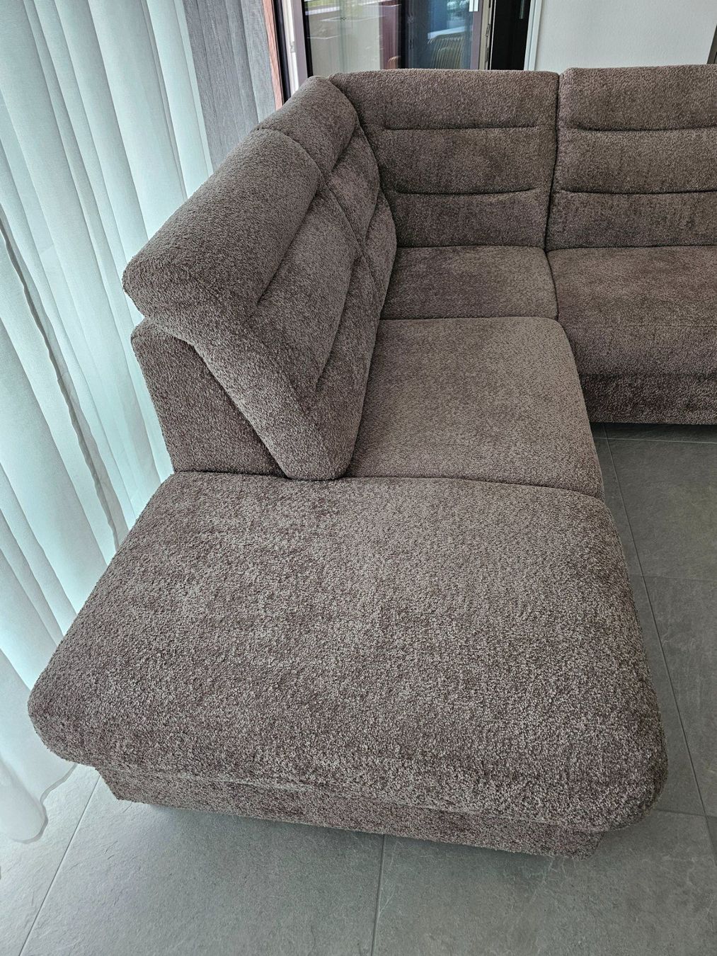 Divani: Neues Ecksofa- Ottomane – Nuovo (secondo la descrizione) da Wohlen AG venduto da moz_p8rd 2