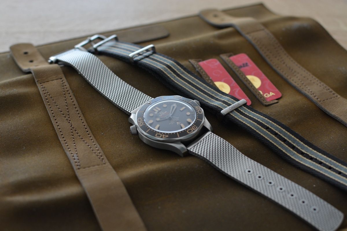Omega Orologi: OMEGA Seamaster Diver 300 édition 007 – Nuovo (secondo la descrizione) da Pully venduto da OnTime 2