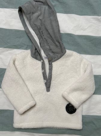 Kuscheliger Baby Pullover / Hoodie  IKKS Gr. 68