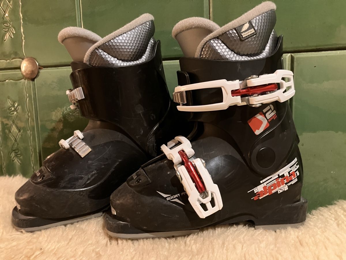 Alpina Scarpe per ragazzi: Alpina J2 Skischuhe Grösse 29 – Usato da Hinwil venduto da Birebaum_1 1