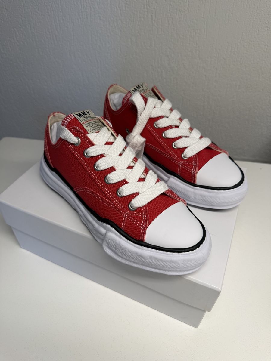 Scarpe da uomo: Maison Mihara Red White EU 43 – Nuovo e nell'imballaggio originale da Dübendorf venduto da Sneaker_Seller 2
