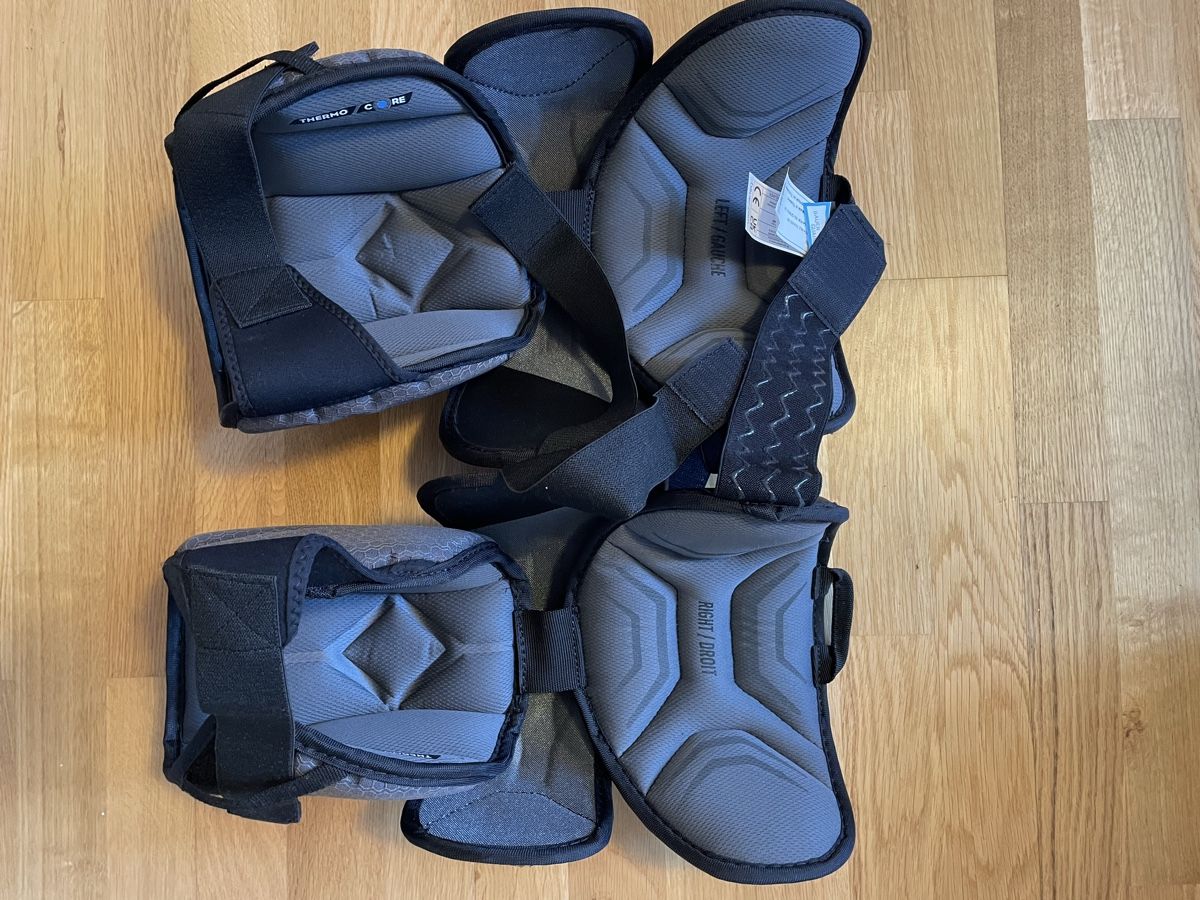 Ccm Protezioni & Imbottiture: Ccm Eflex 5 Pads 33+2.5 – Nuovo e nell'imballaggio originale da Beringen venduto da L.1995 5