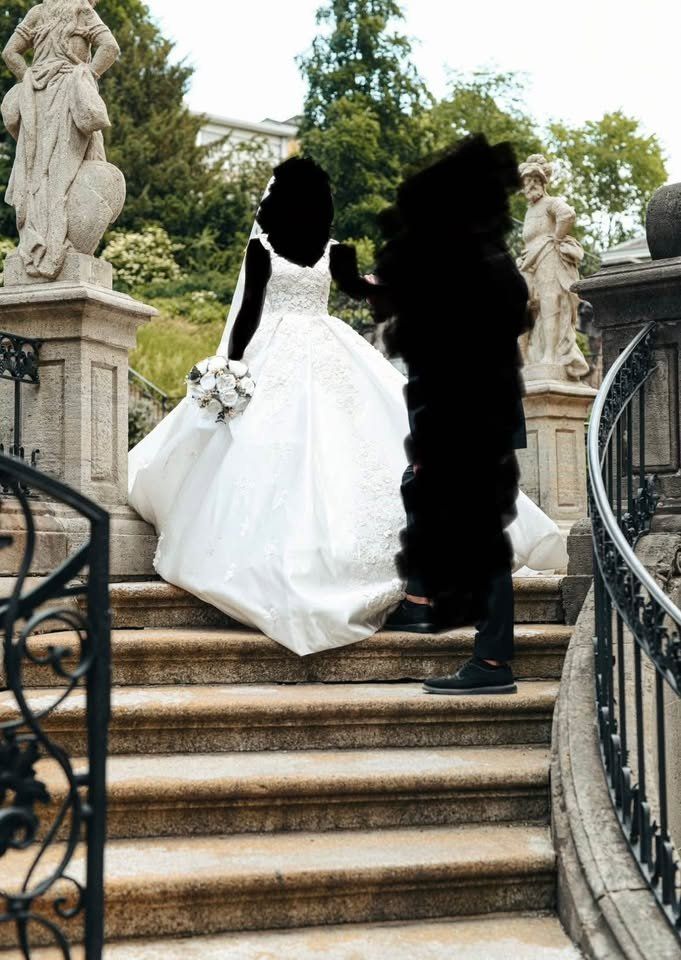 Vestiti: Brautkleid Kleid – Nuovo (secondo la descrizione) da Dänikon ZH venduto da tug_m9b6 7