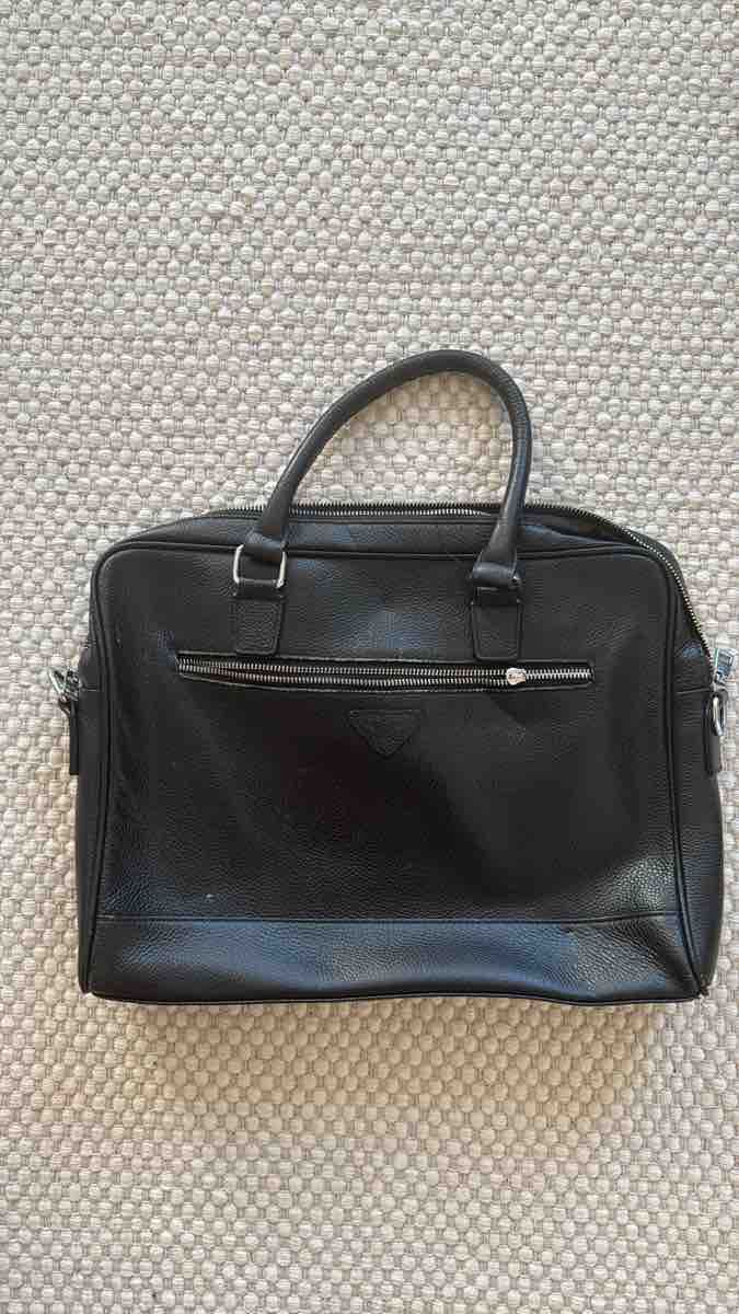 Valigie & Borse: Business briefcase black leather acceptable condition – Usato da Zürich venduto da mdoenier