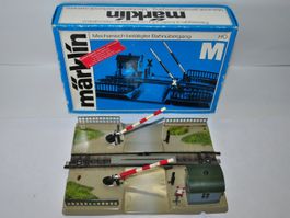 Märklin Bahnübergang M-Gleis 7390 (MMT012)