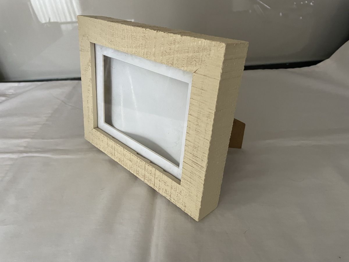 Cornici: Wood Picture Frame with Stand – Nuovo (secondo la descrizione) da Buttikon SZ venduto da trzurigo 1