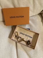 Porte clefs charm Louis Vuitton