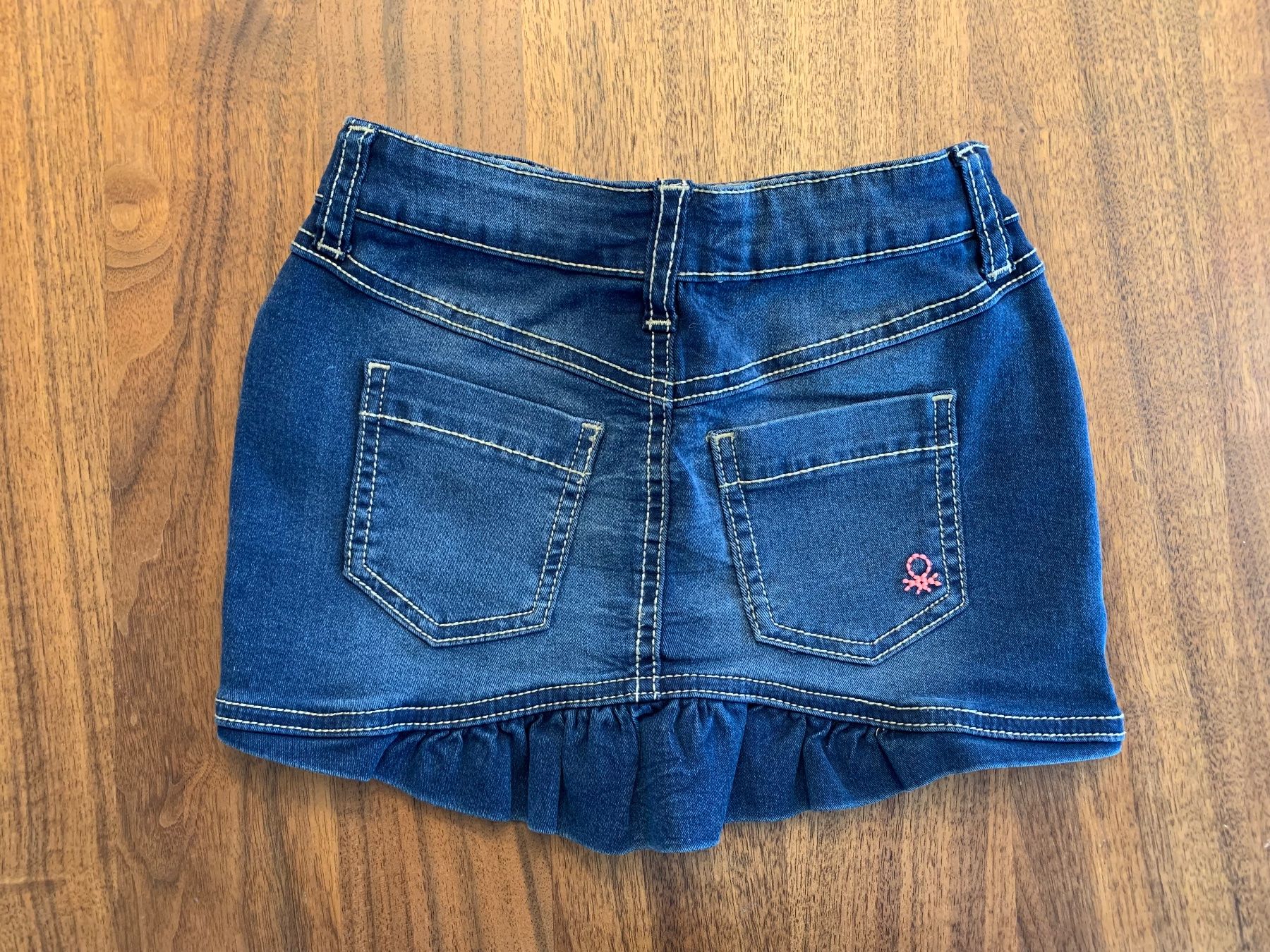 Benetton Lotti & Set di vestiti: Kleiderset Benetton Mädchen, Gr. 110 – Usato da Niederhasli venduto da Mfallegger 3